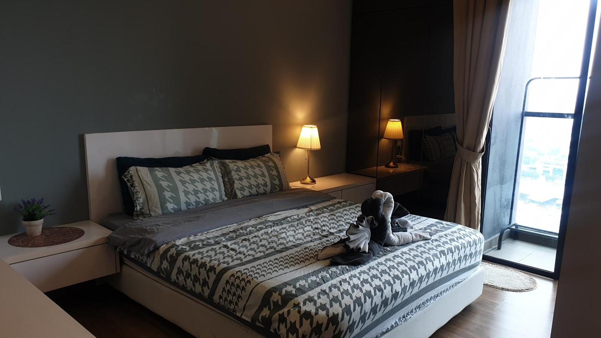 Eshue Designer Suites @ Simfoni Towers Cheras Buitenkant foto